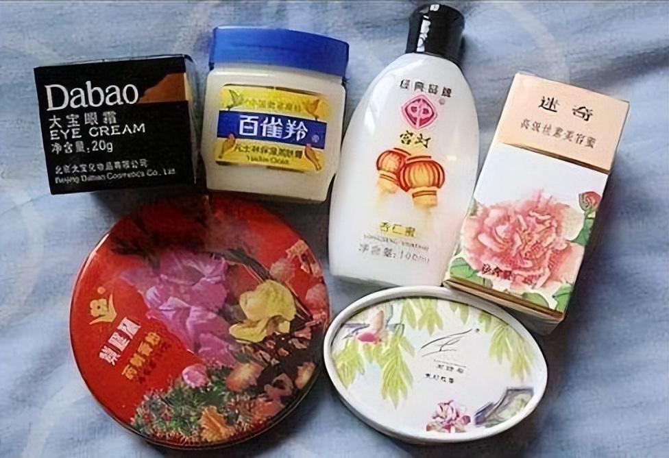 活了40多年，我一直回购的12种国货护肤品：不超过20元，便宜好用